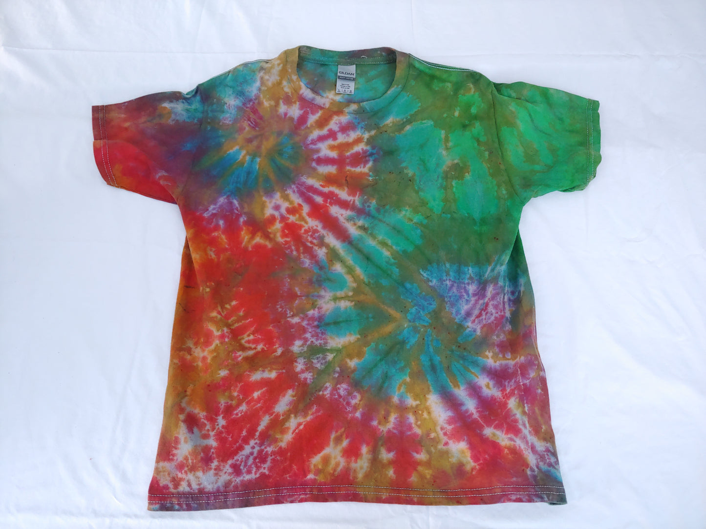 YOUTH LARGE TIE DYE 23